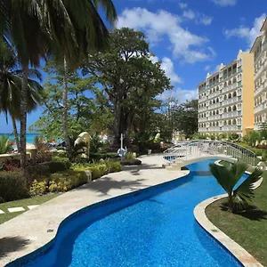 Sapphire Beach Apartment